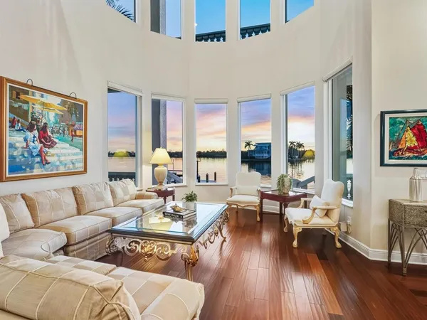 $4,475,000 | 1500 Caribbean Drive, Sarasota, FL 34231