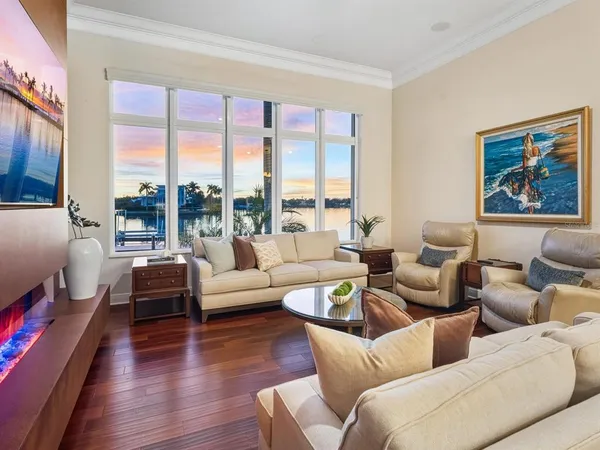 $4,475,000 | 1500 Caribbean Drive, Sarasota, FL 34231