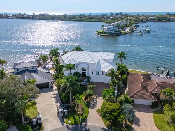 $4,475,000 | 1500 Caribbean Drive, Sarasota, FL 34231