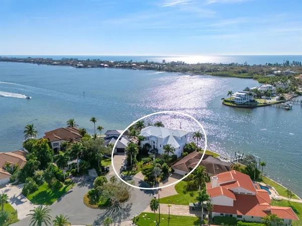 $4,475,000 | 1500 Caribbean Drive, Sarasota, FL 34231
