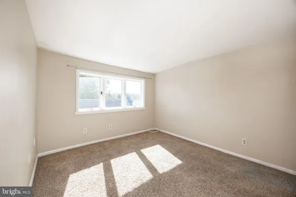 $299,900 | 264 Roberts Avenue, Conshohocken, PA 19428