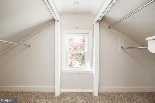 $339,900 | 264 Roberts Avenue, Conshohocken, PA 19428