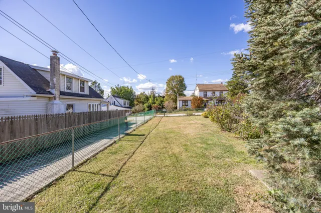 $339,900 | 264 Roberts Avenue, Conshohocken, PA 19428