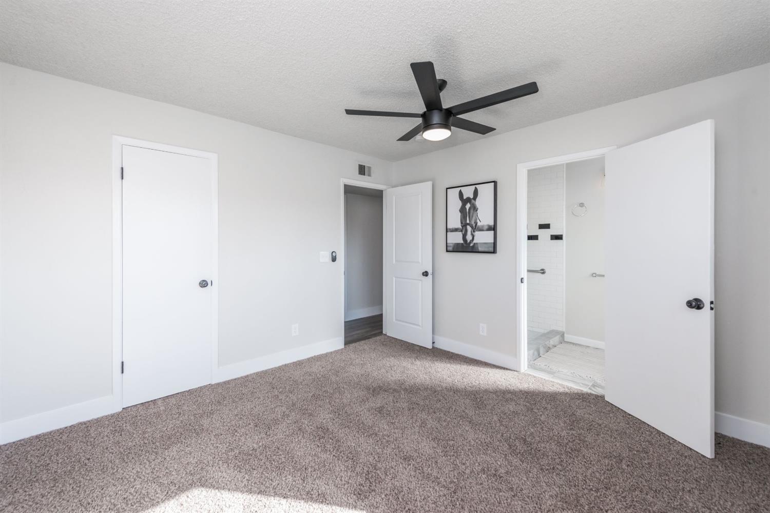 109 West Ashcroft Avenue Clovis, CA 93612 - Photo 11 of 14