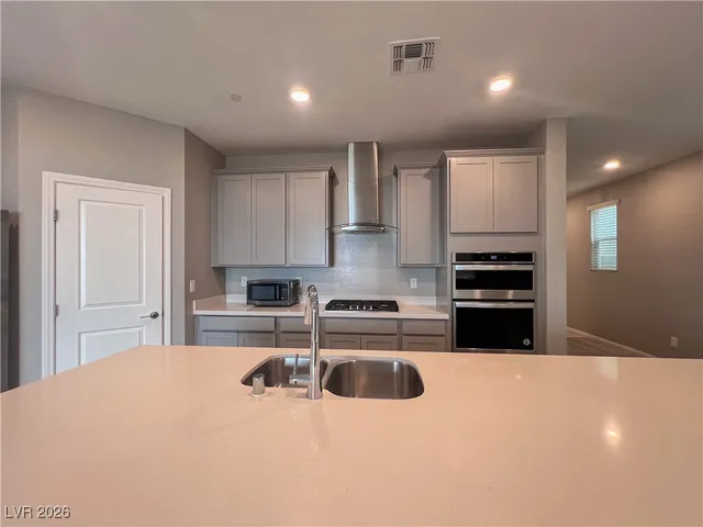 $3,200 | 384 Purple Sandpiper Street, Las Vegas, NV 89138