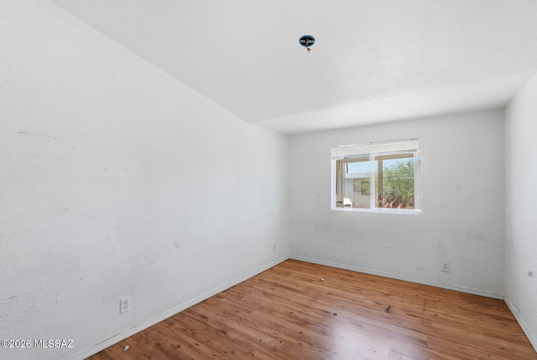 6811 North Guthrie Road Tucson, AZ 85743 - Photo 22 of 35 022_ListerPros