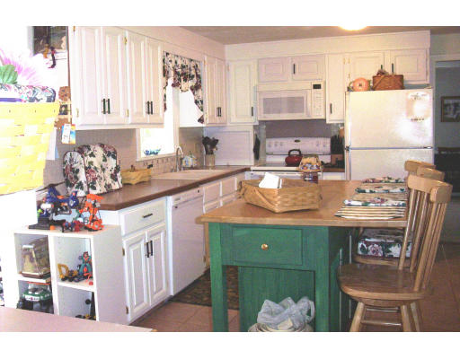 3 Pikes Hill Road Sterling, MA 01564 - Photo 3 of 13