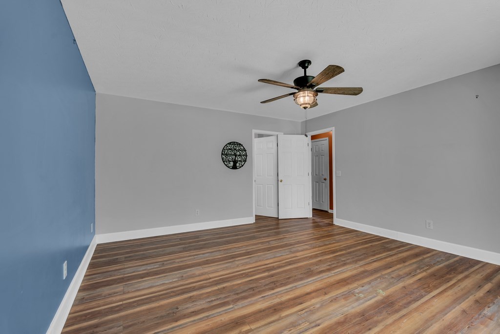 164 Prosperity Lane Sparta, TN 38583 - Photo 17 of 39 a view of an empty room with a window
