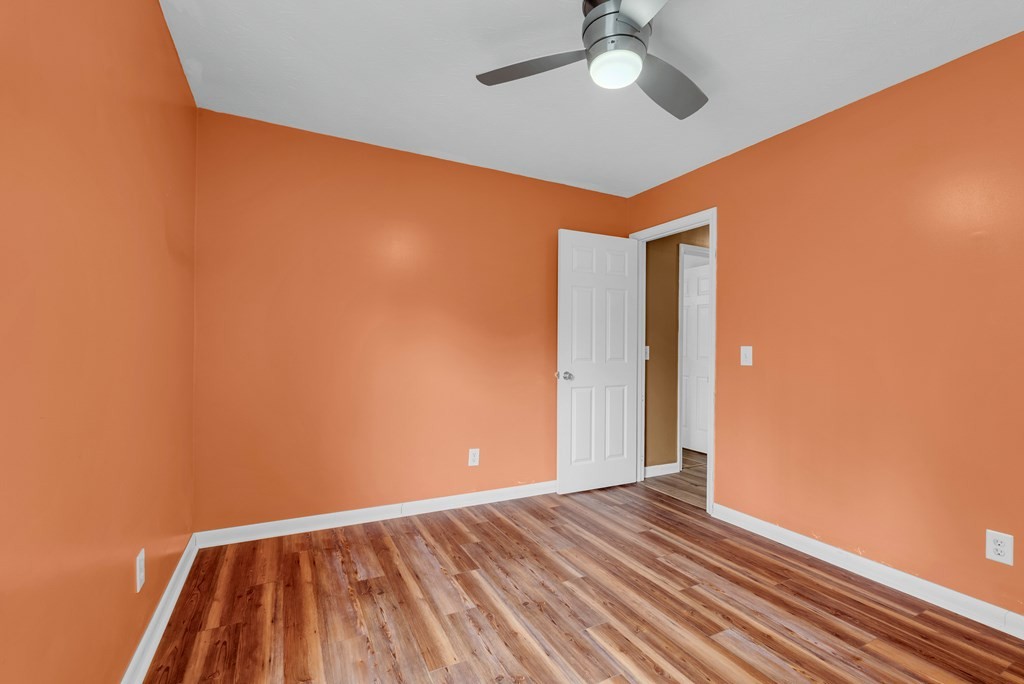 164 Prosperity Lane Sparta, TN 38583 - Photo 23 of 39 wooden floor in an empty room with a window