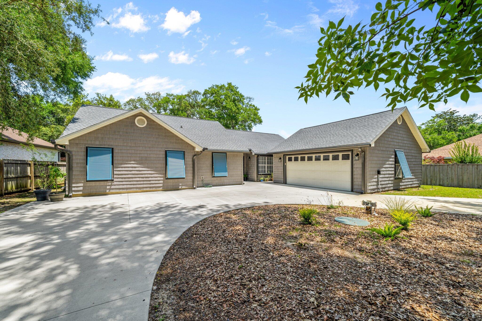 112 Meigs Drive Shalimar, FL 32579 - Photo 11 of 65 112 Meigs Drive_Front View