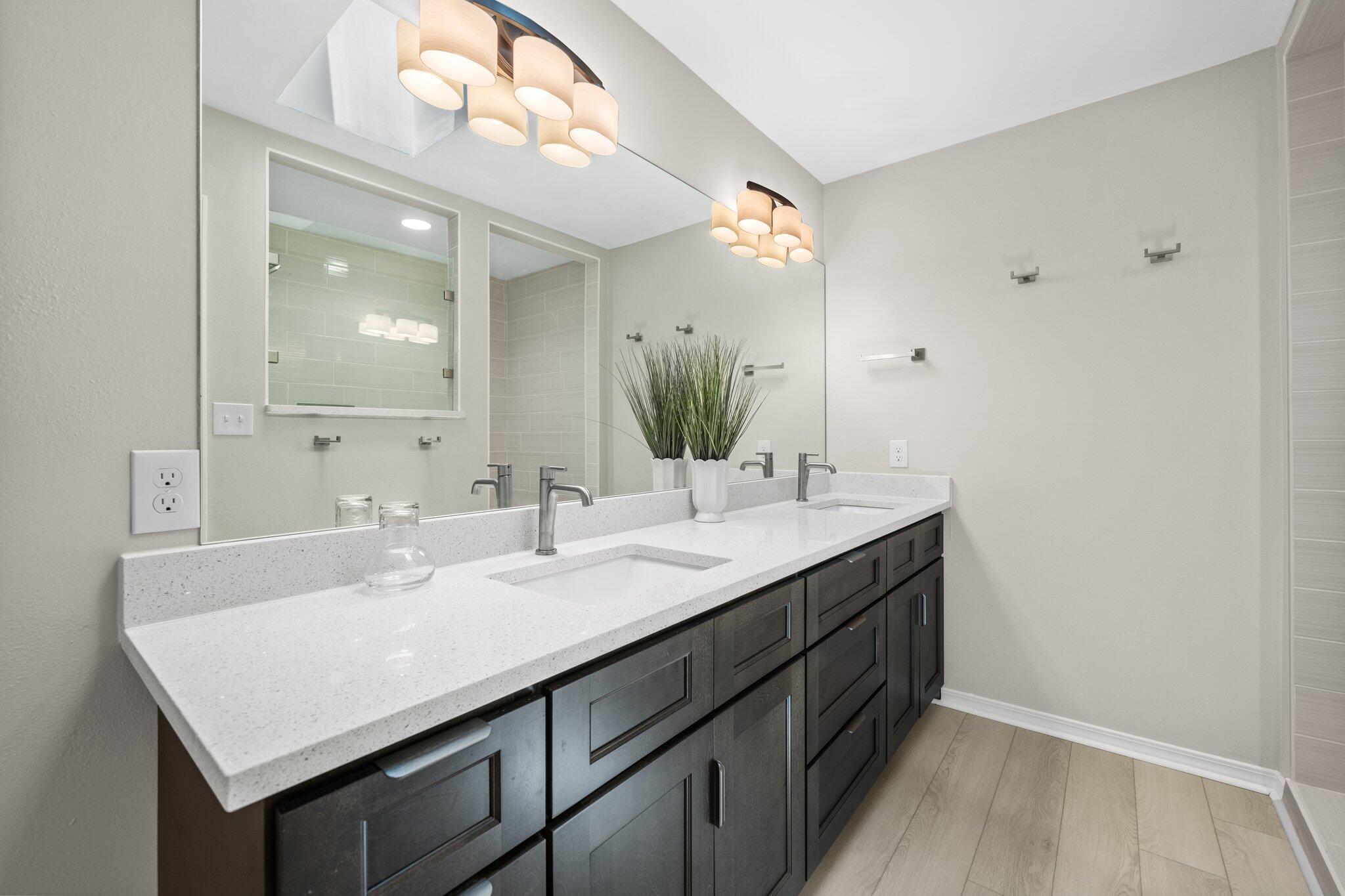 112 Meigs Drive Shalimar, FL 32579 - Photo 31 of 65 112 Meigs Drive_Primary Bathroom