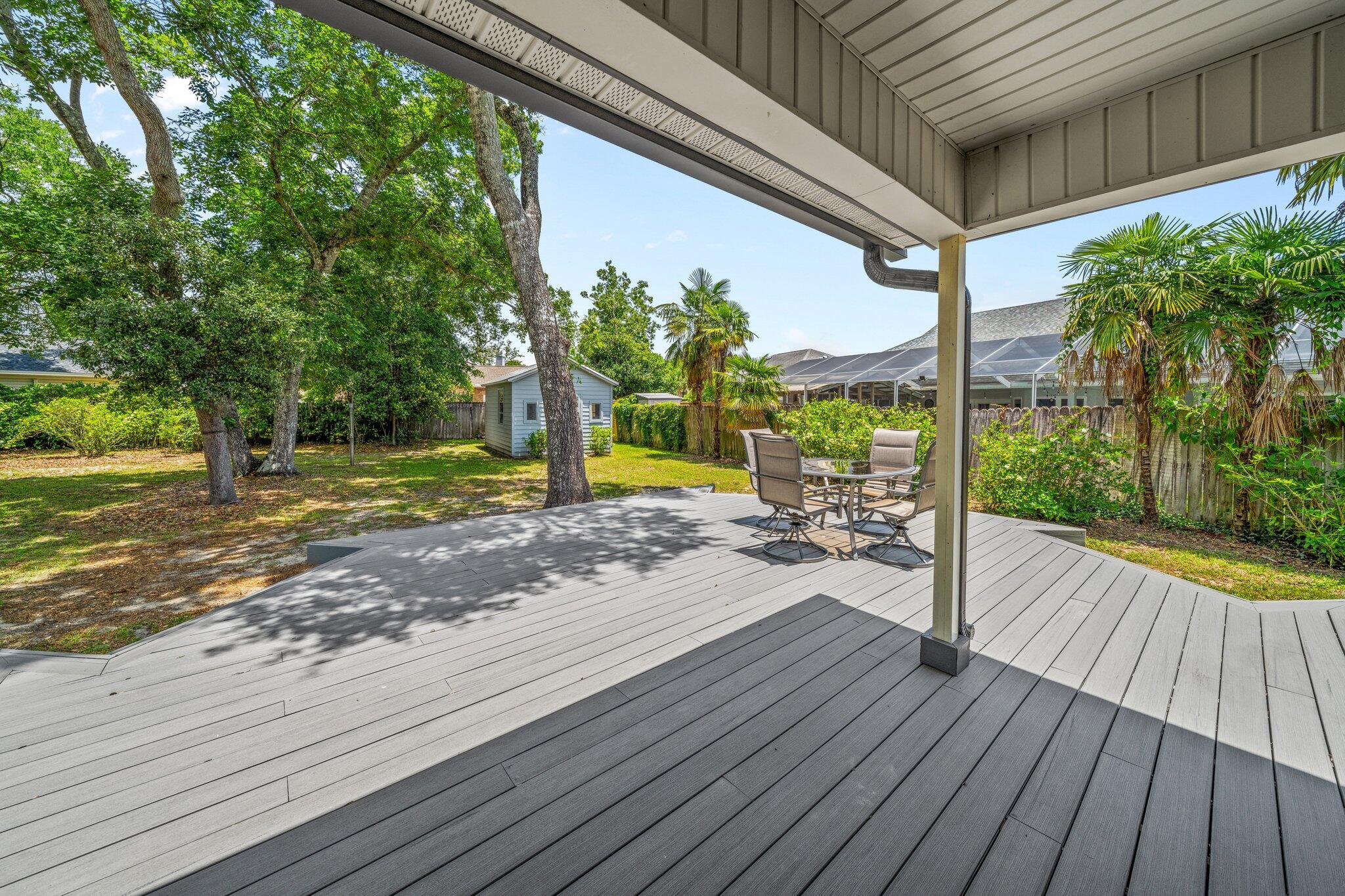 112 Meigs Drive Shalimar, FL 32579 - Photo 4 of 65 112 Meigs Drive_Covered Deck