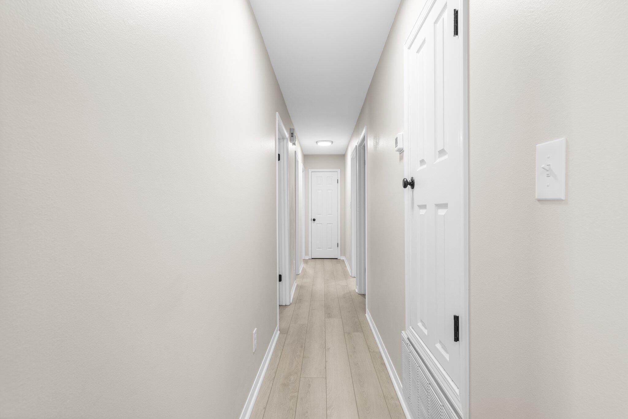 112 Meigs Drive Shalimar, FL 32579 - Photo 42 of 65 112 Meigs Drive_Hallway