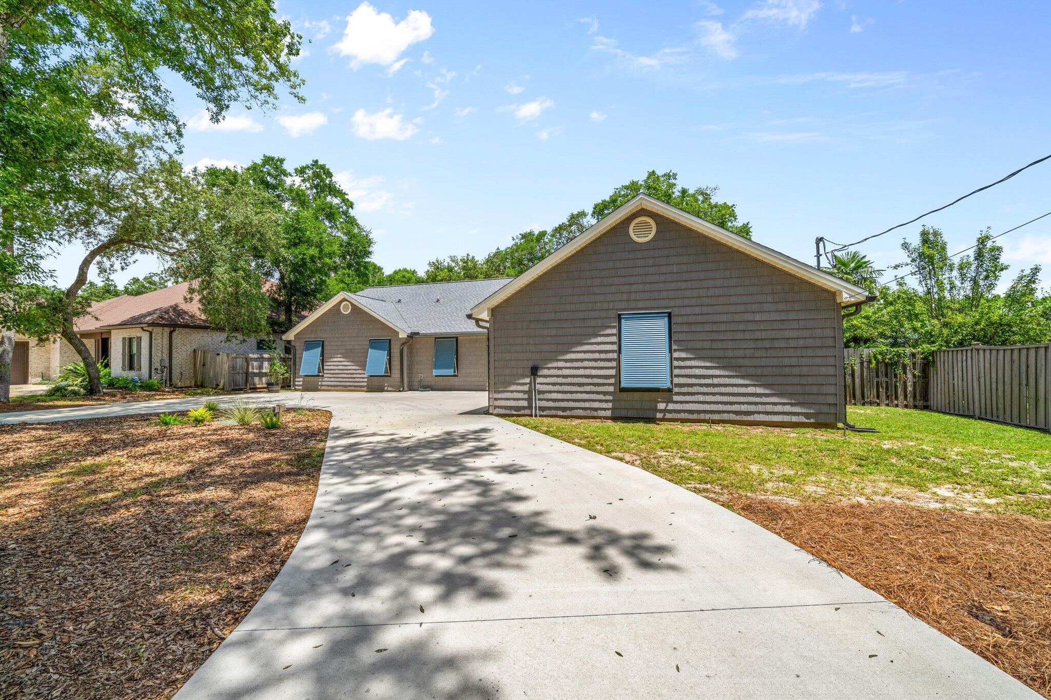 112 Meigs Drive Shalimar, FL 32579 - Photo 64 of 65 112 Meigs Drive_Front View