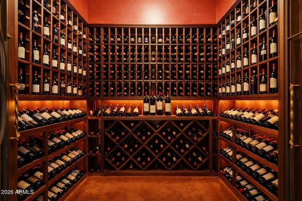 $6,997,000 | 6611 North 64th Place, Paradise Valley, AZ 85253