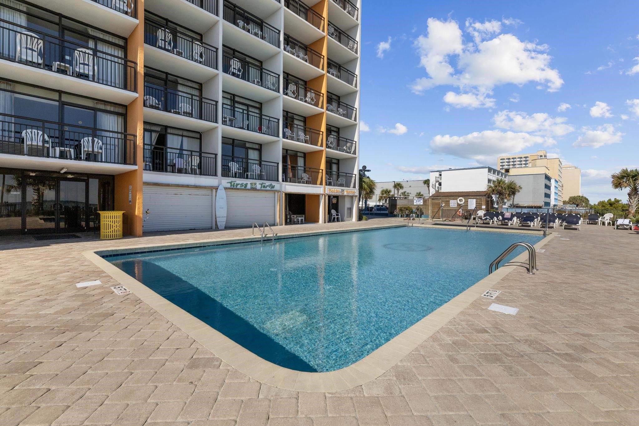 1501 South Ocean Boulevard, Unit 910 Myrtle Beach, SC 29577 - Photo 22 of 31 View of community pool
