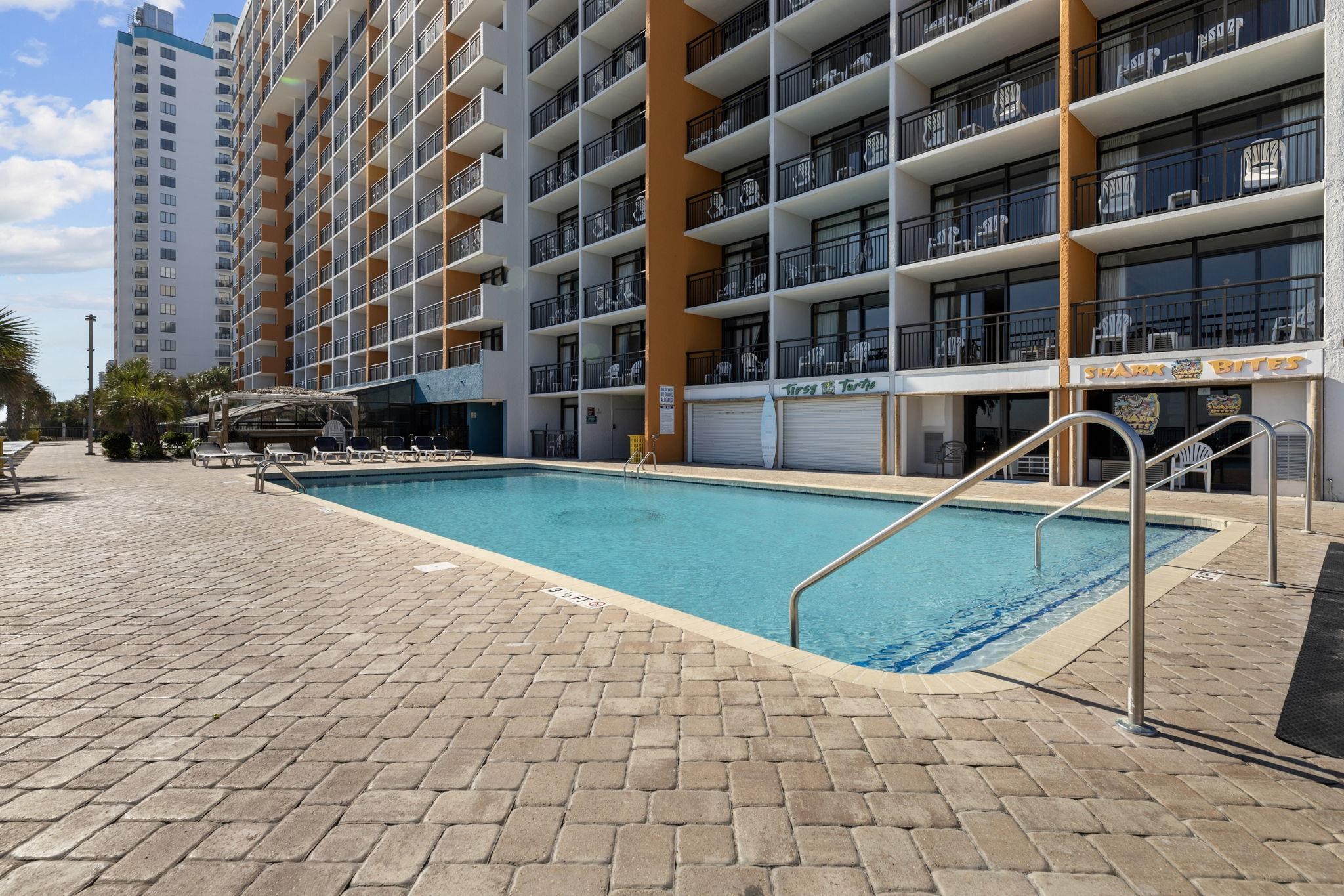 1501 South Ocean Boulevard, Unit 910 Myrtle Beach, SC 29577 - Photo 23 of 31 View of community pool