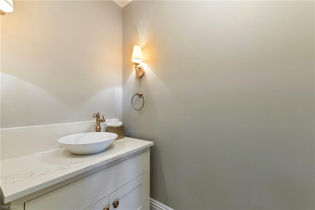 451 Bayfront Place, Unit 5407 Naples, FL 34102 - Photo 27 of 38 Bathroom with vanity