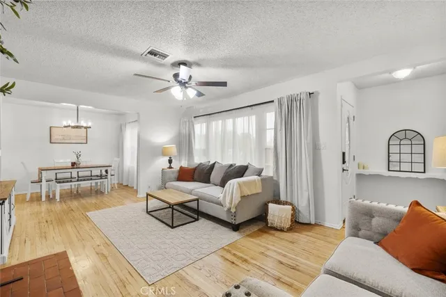 $3,900 | 14423 Sayre Street, Sylmar, CA 91342