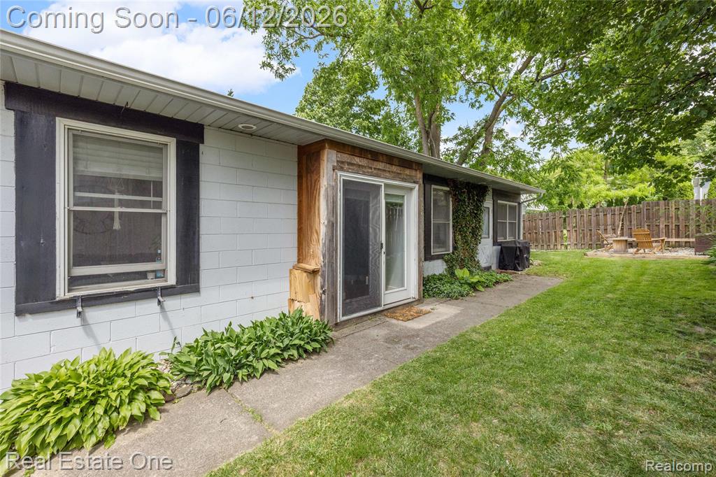 225 1st Street Fenton, MI 48430 - Photo 36 of 48