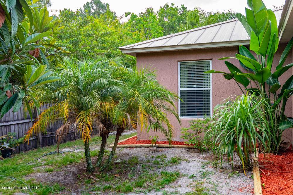 3233 Reef Road Southeast Palm Bay, FL 32909 - Photo 21 of 25 medium-21