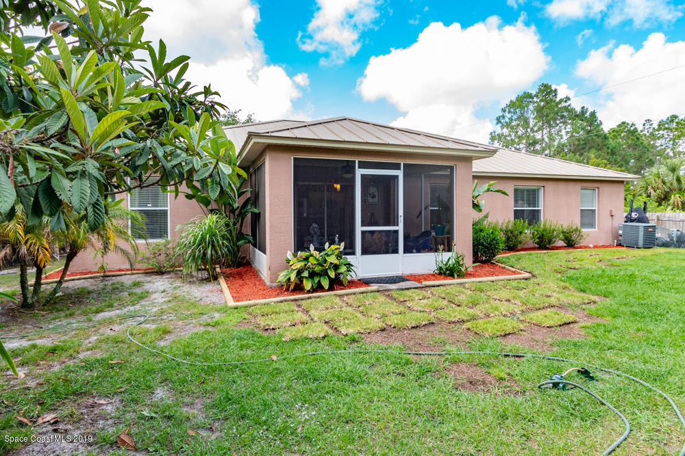 3233 Reef Road Southeast Palm Bay, FL 32909 - Photo 22 of 25 medium-19
