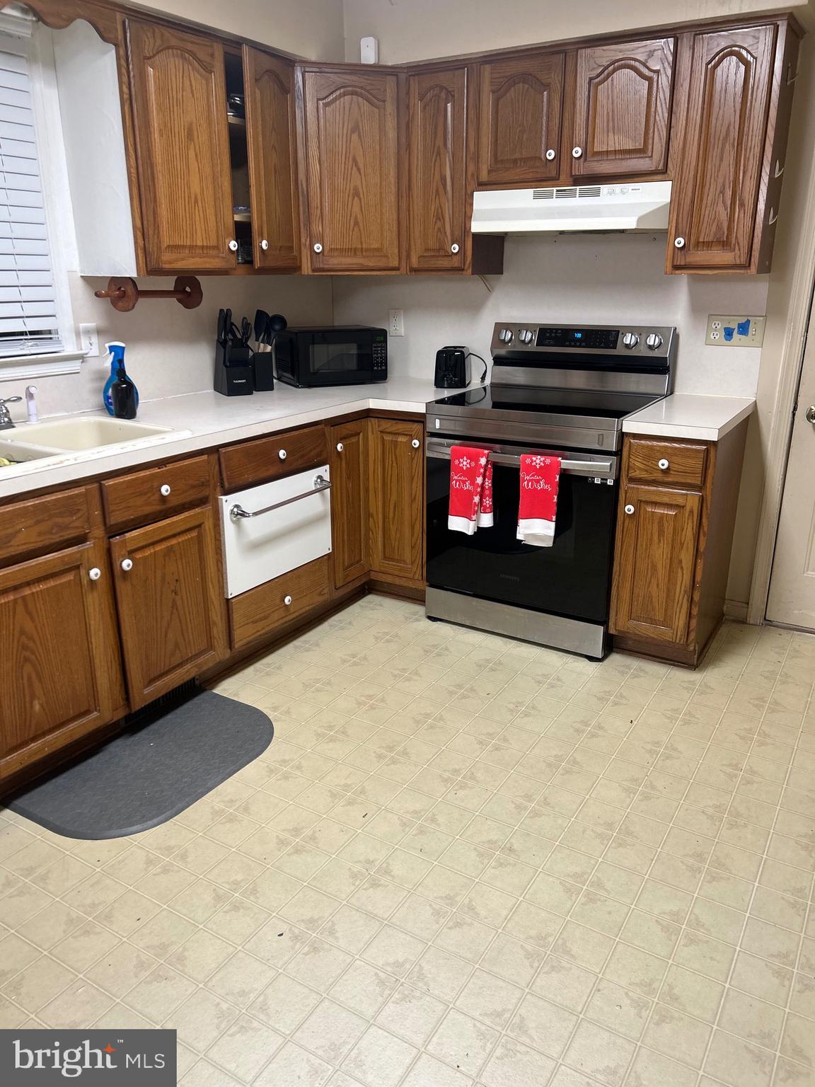 713-715 Medway Road Hagerstown, MD 21740 - Photo 2 of 27