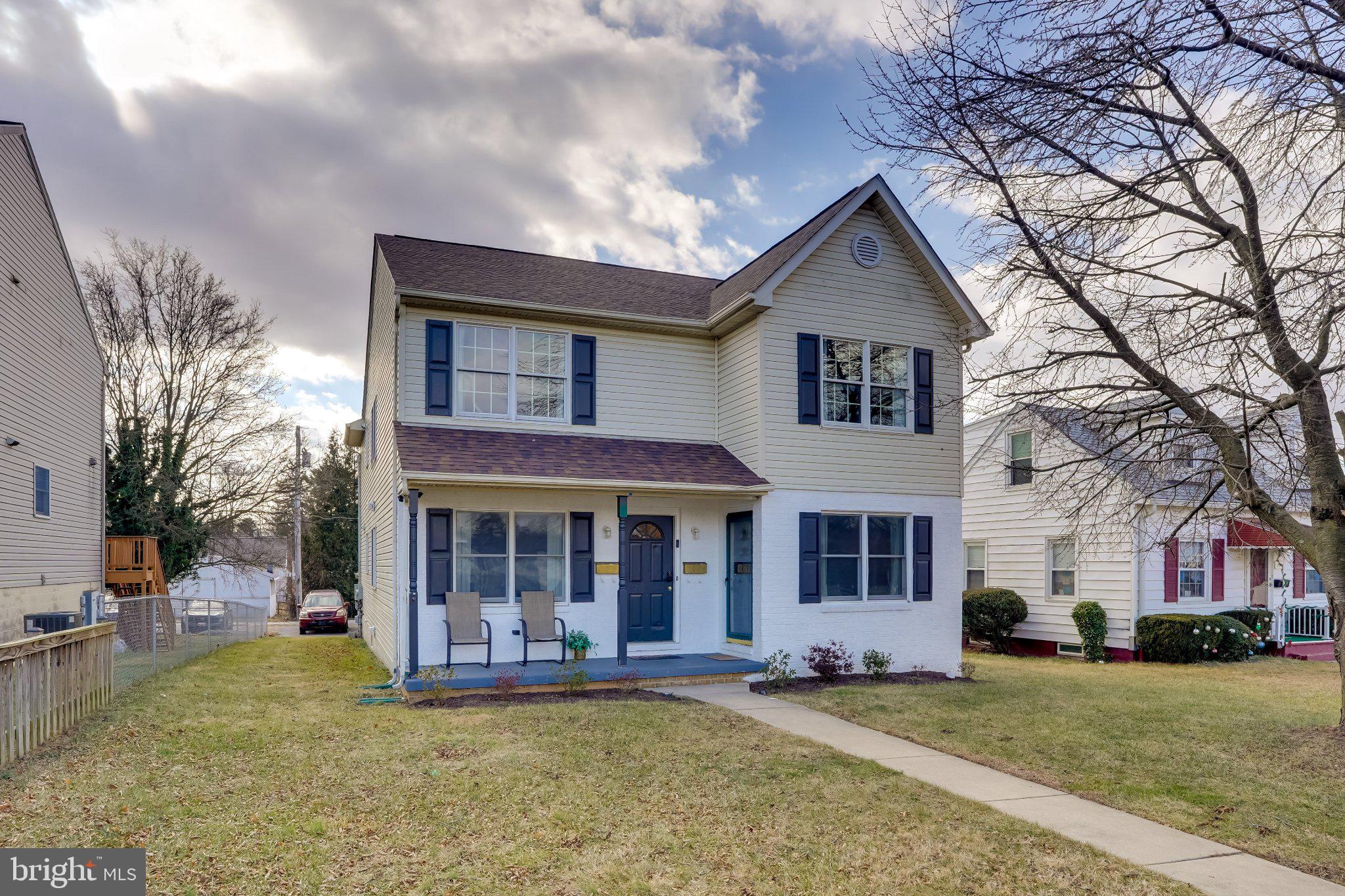 713-715 Medway Road Hagerstown, MD 21740 - Photo 25 of 43 a front view of a house with a yard