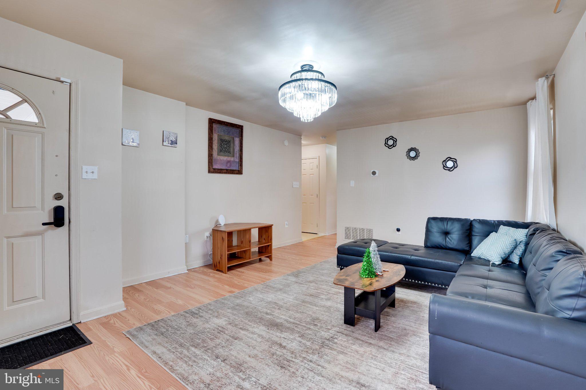 713-715 Medway Road Hagerstown, MD 21740 - Photo 43 of 43 a living room with furniture and a table