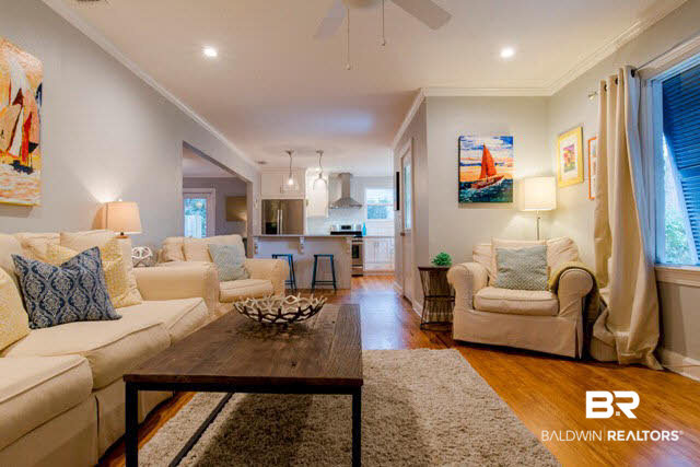 205 Orange Avenue Fairhope, AL 36532 - Photo 13 of 31 Living Room