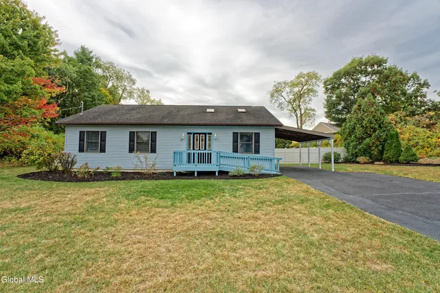 $289,000 | 17 Columbia Avenue, Queensbury, NY 12804