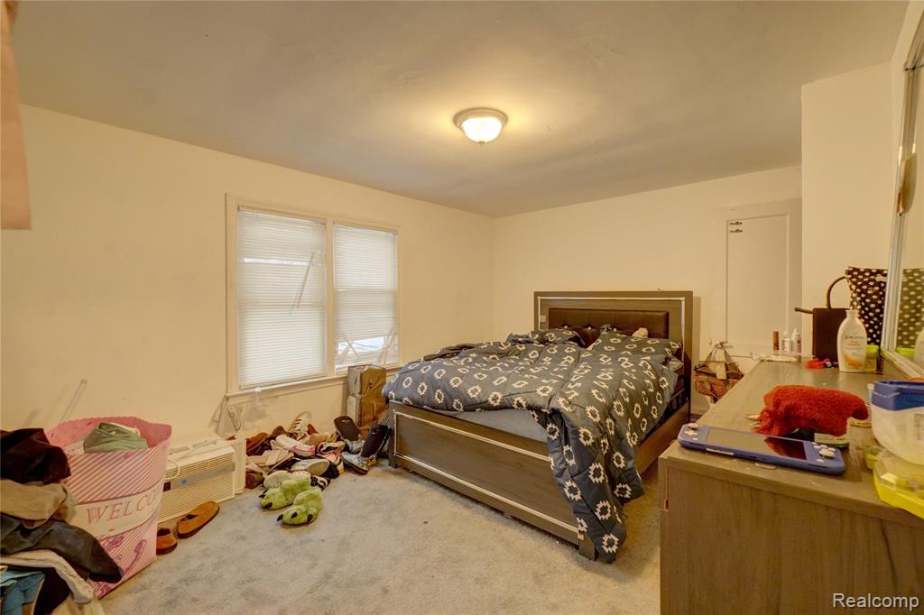 19161 Meyers Road Detroit, MI 48235 - Photo 10 of 11