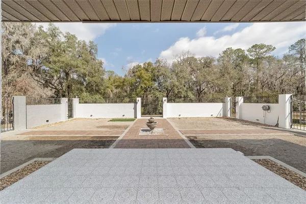 $540,000 | 17714 Veterans Way, Micanopy, FL 32667