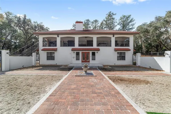 $540,000 | 17714 Veterans Way, Micanopy, FL 32667