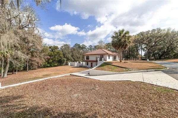 $540,000 | 17714 Veterans Way, Micanopy, FL 32667
