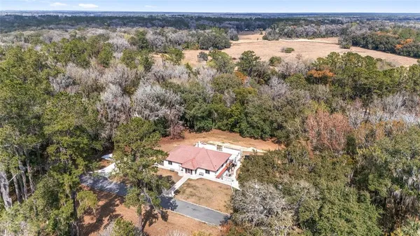 $540,000 | 17714 Veterans Way, Micanopy, FL 32667