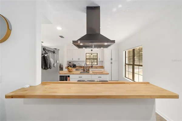 $540,000 | 17714 Veterans Way, Micanopy, FL 32667