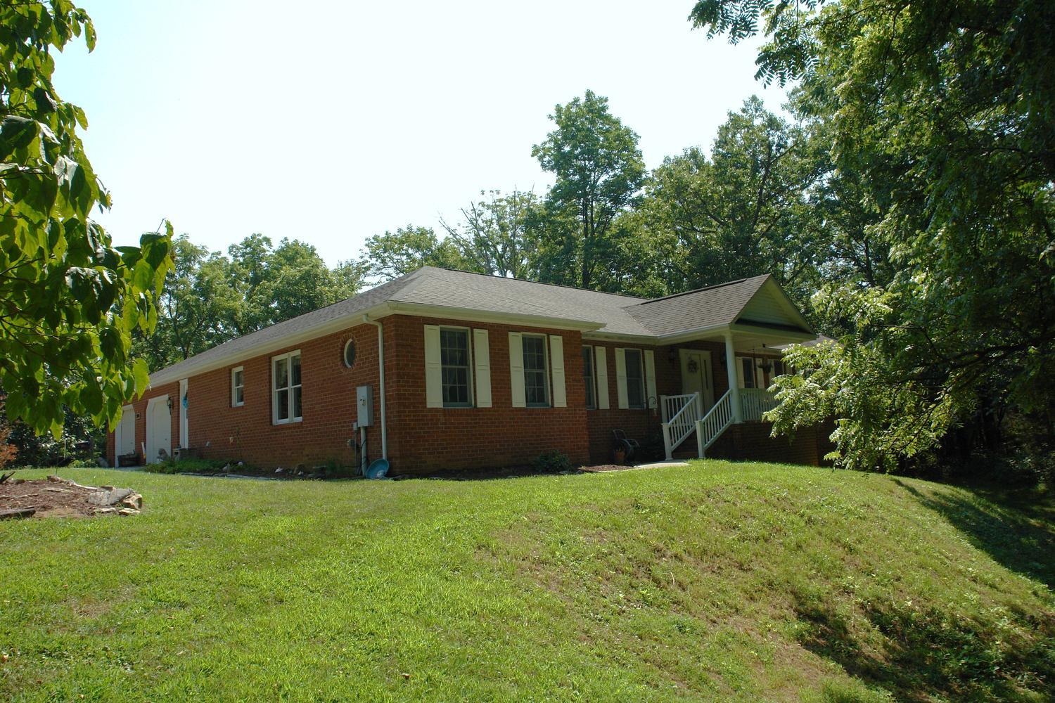 184 Ridge Trail Fincastle VA-large-001-3