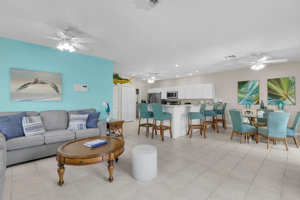 $1,275,000 | 180 9th Street, Key Colony Beach, FL 33051