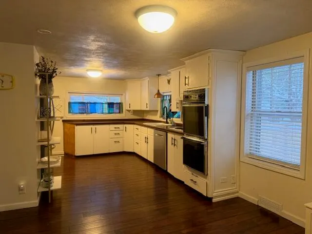 $229,900 | 2053 West Parklane, White Cloud, MI 49349