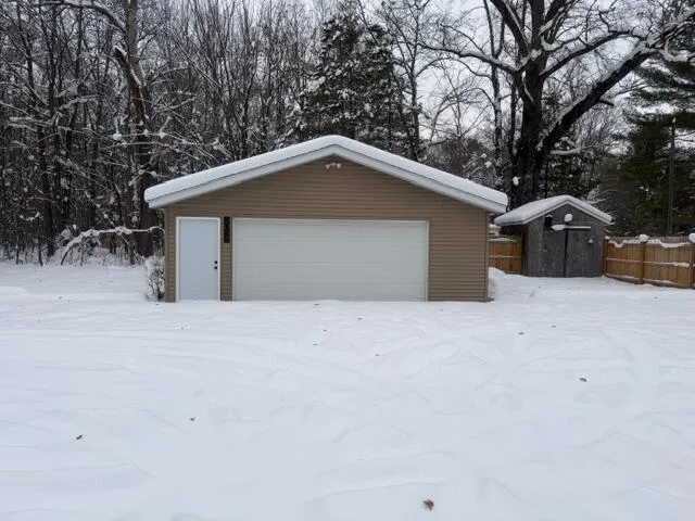 $229,900 | 2053 West Parklane, White Cloud, MI 49349