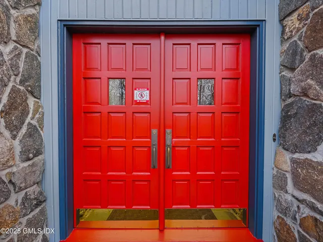 a view of living room