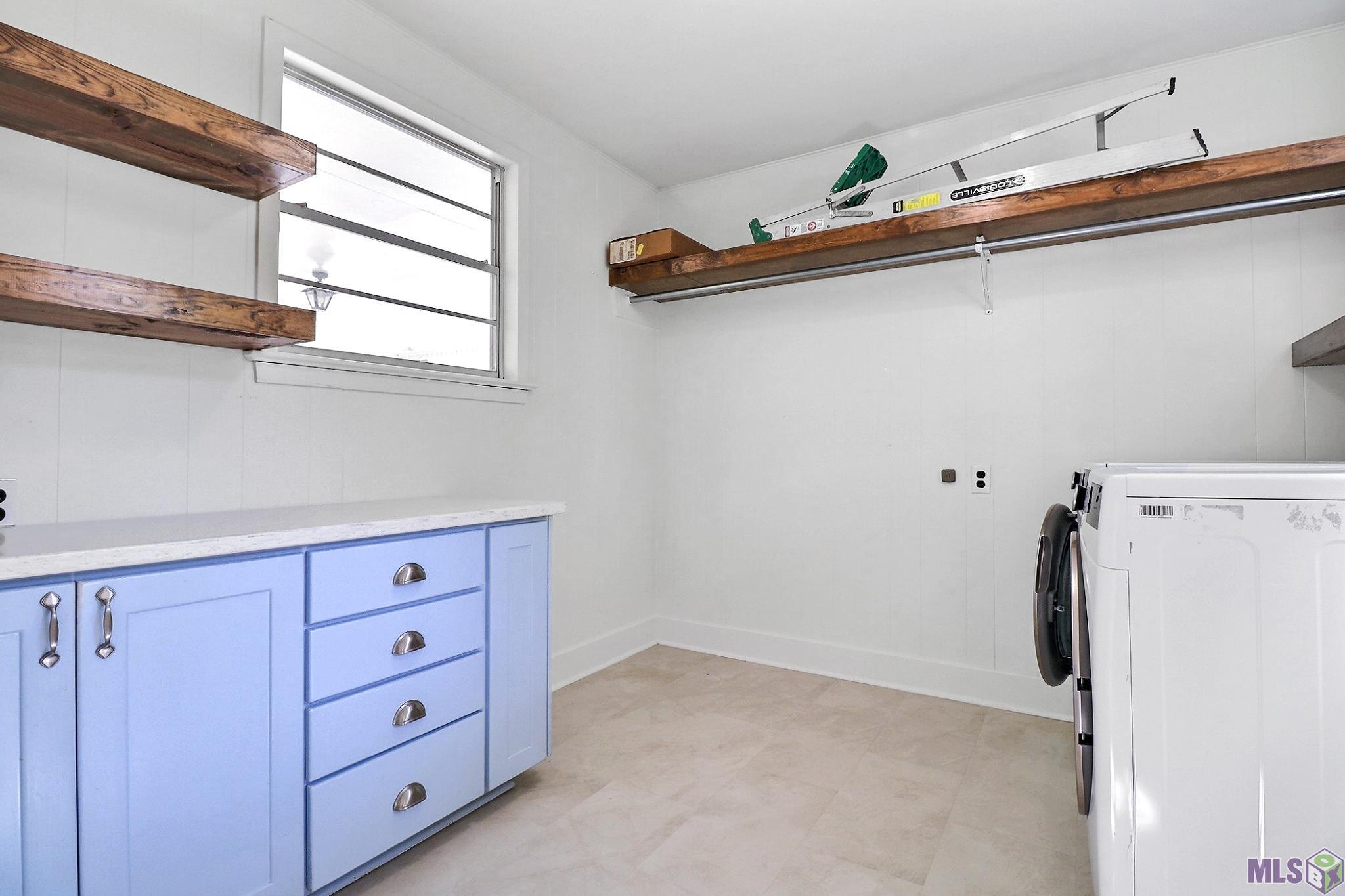 734 Caddo Street Baton Rouge, LA 70806 - Photo 23 of 30 laundry