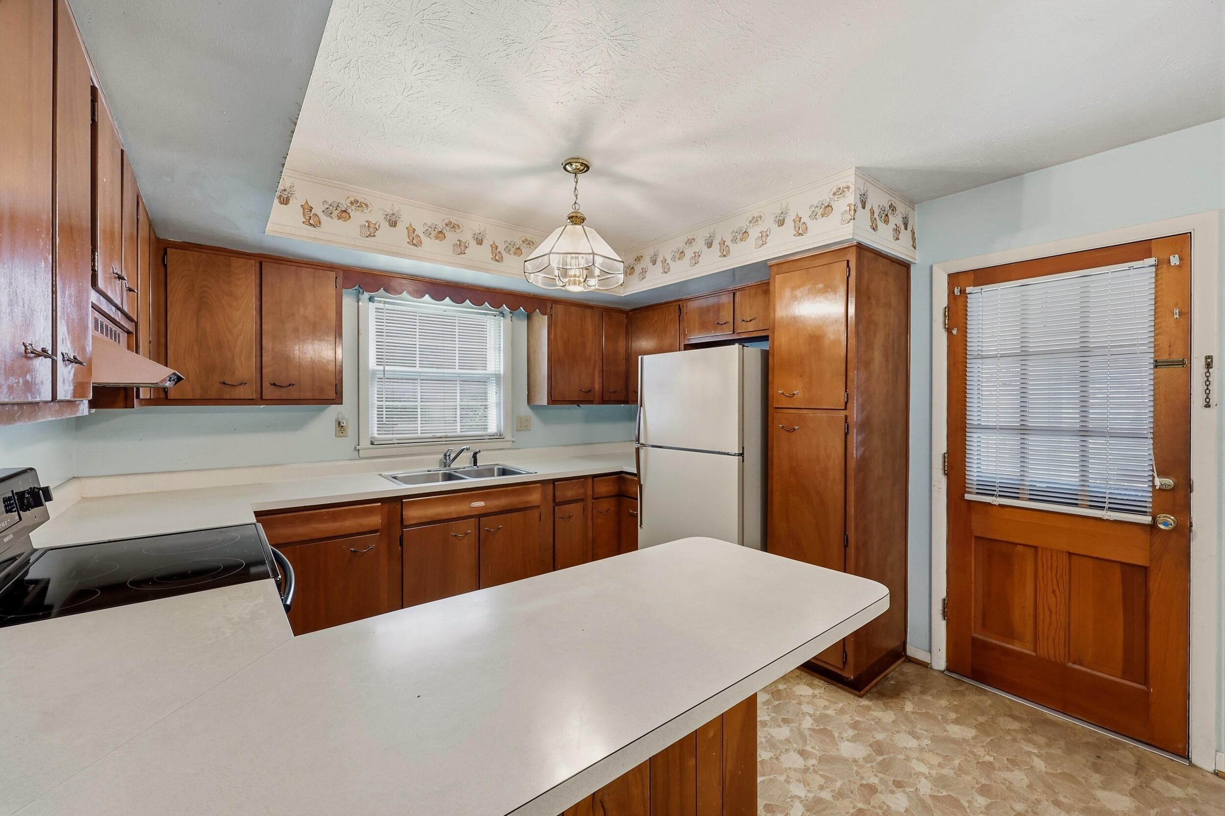 1715 Harrogate Road Lexington, KY 40505 - Photo 9 of 30 1715 Harrogate 009