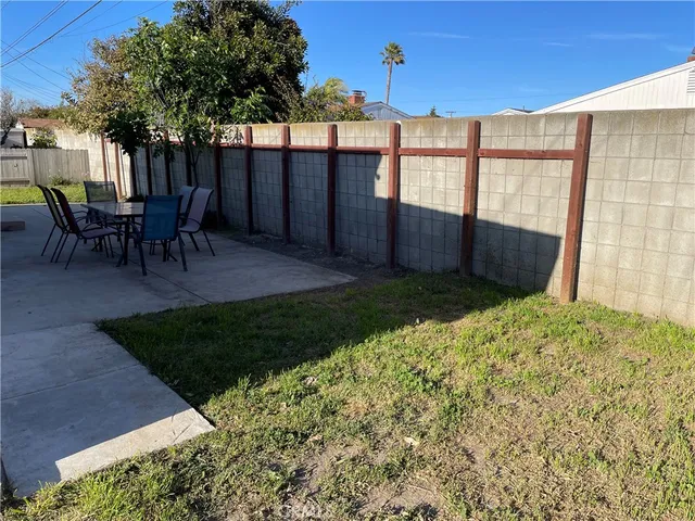 a view of a room with an empty space