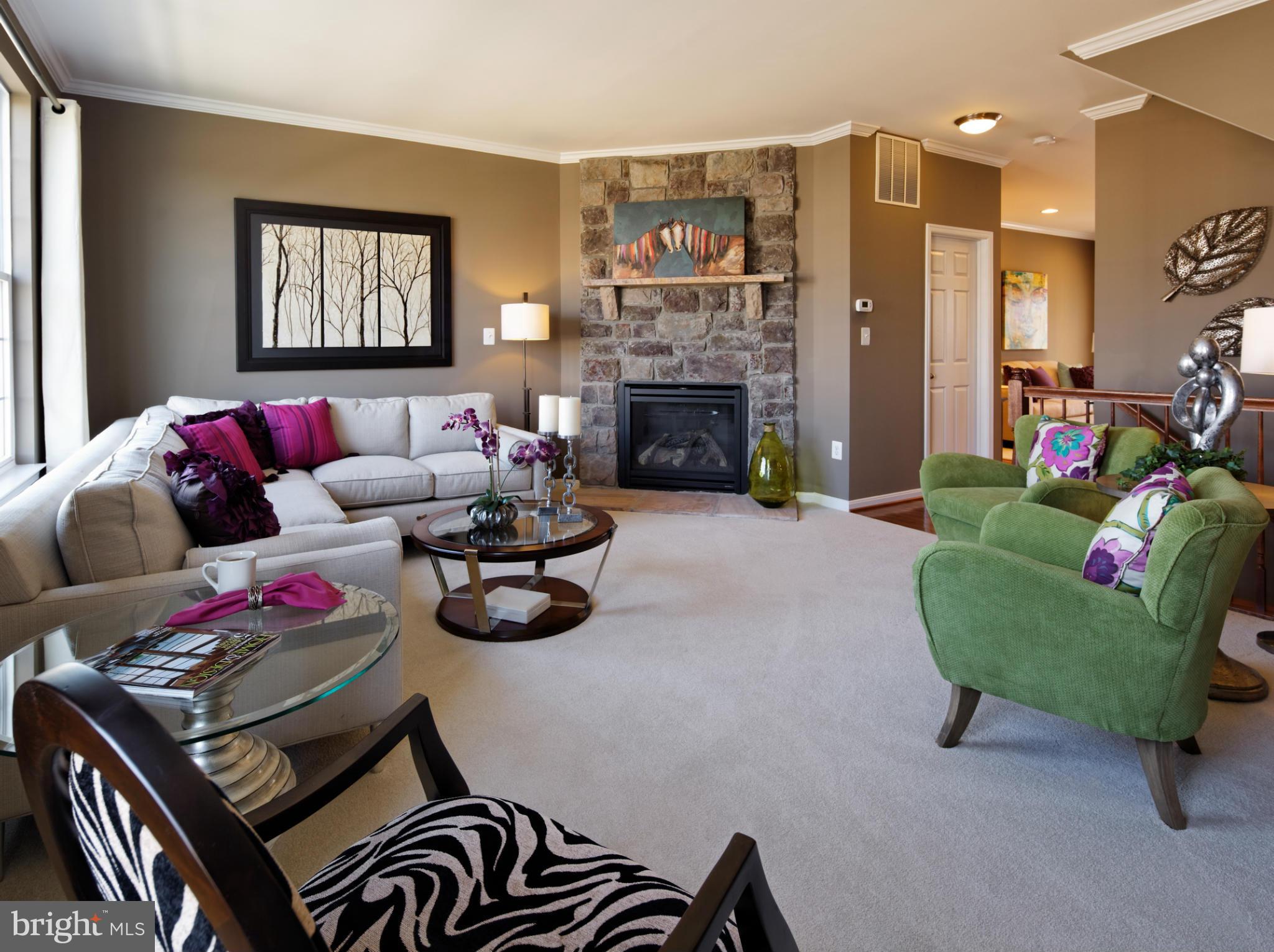 2888 Findley Road Kensington, MD 20895 - Photo 2 of 9 Family Room