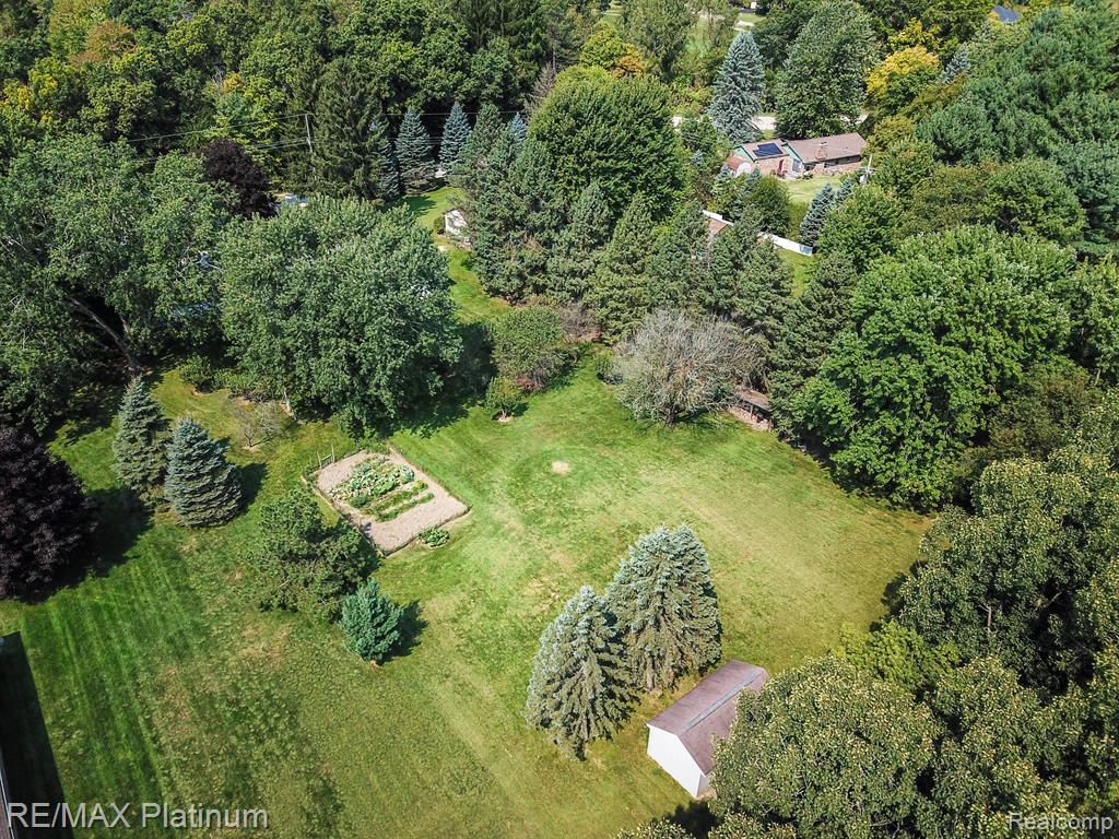 5107 King Road Howell, MI 48843 - Photo 51 of 58