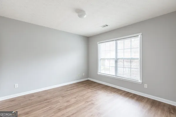 $2,295 | 3290 Cooper Woods Drive, Loganville, GA 30052