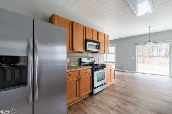 $2,295 | 3290 Cooper Woods Drive, Loganville, GA 30052