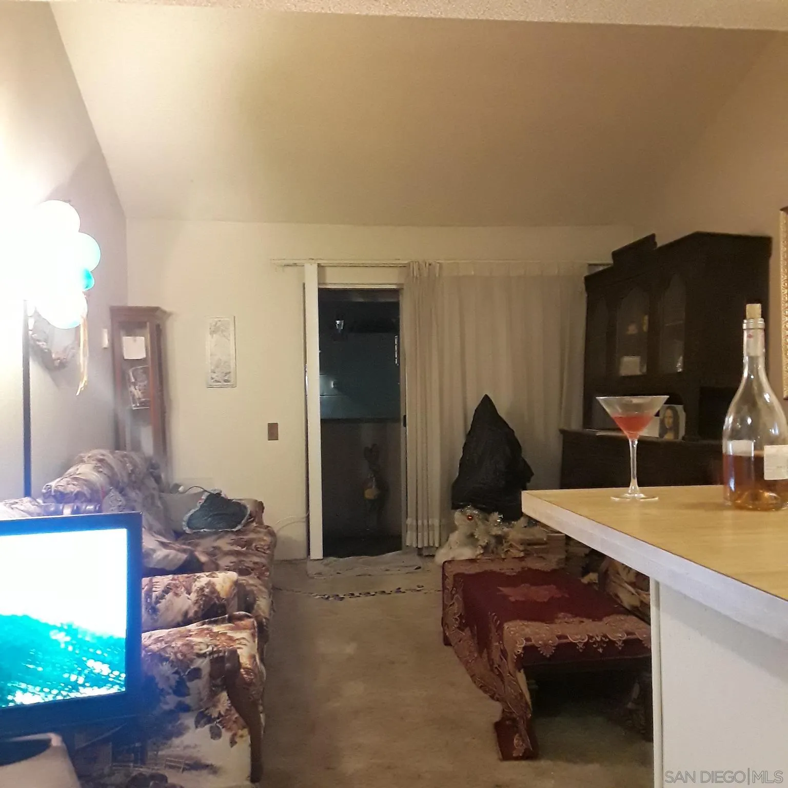 3550 Ruffin Road, Unit 233 San Diego, CA 92123 - Photo 2 of 17 a view of livingroom with furniture
